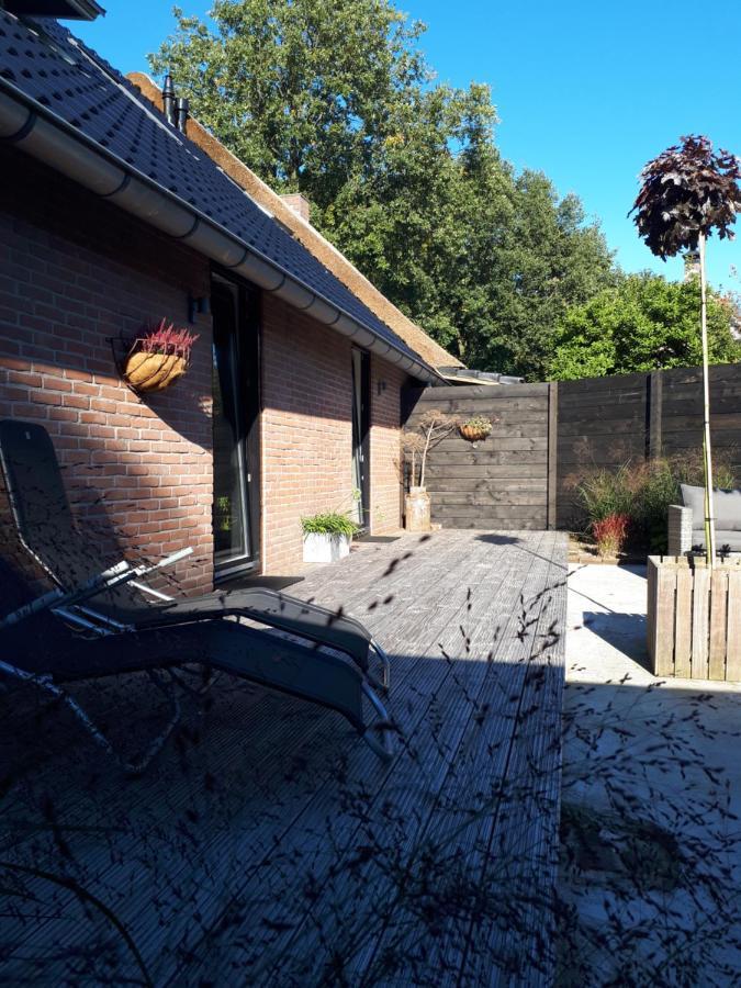 Bed En Breakfast Het Oelenest Hooghalen Luaran gambar
