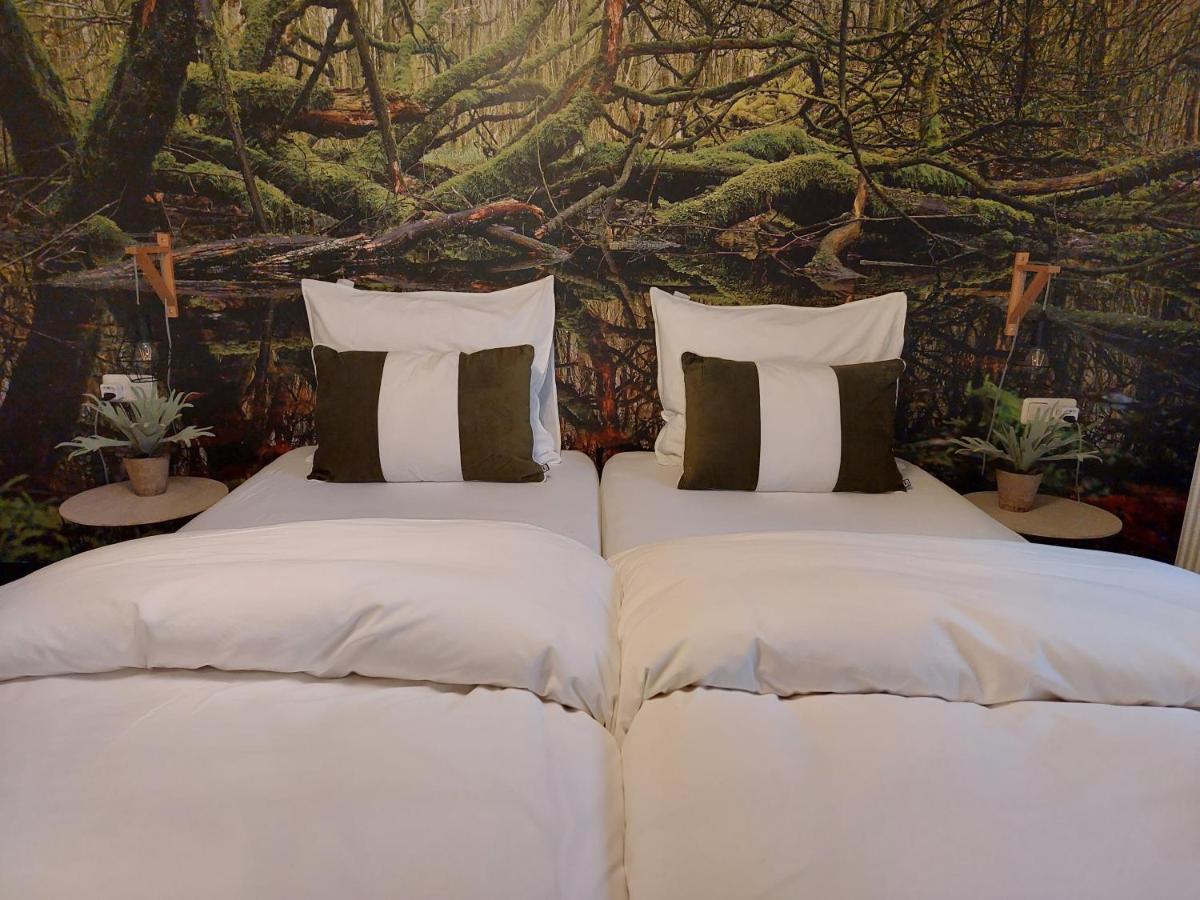 Bed En Breakfast Het Oelenest Hooghalen Luaran gambar